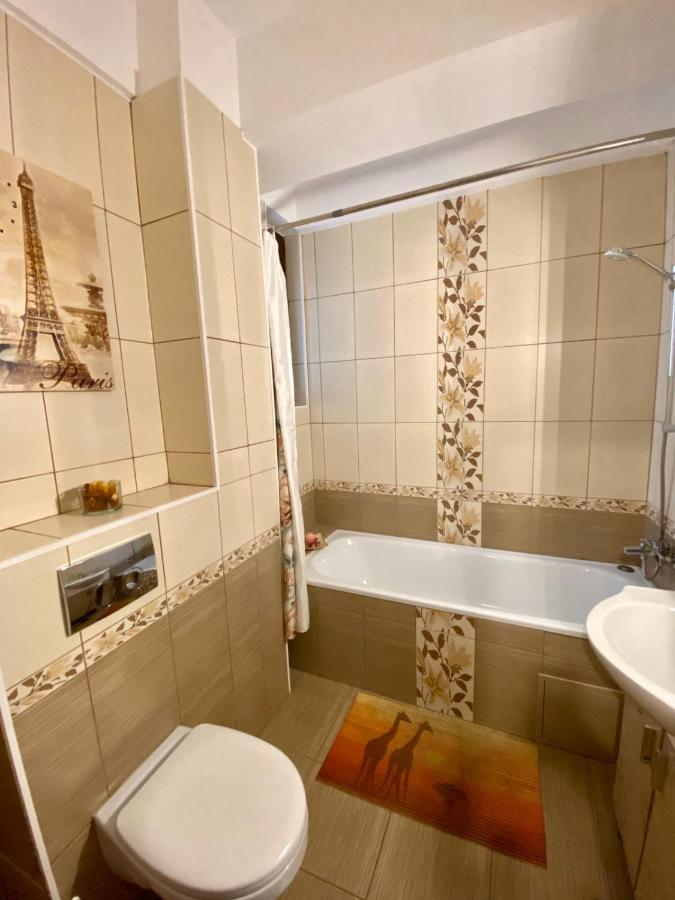 Апартаменты Apartament Ella T2 Нэводари Экстерьер фото