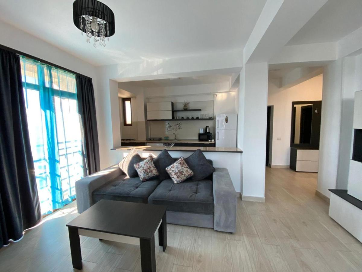 Апартаменты Apartament Ella T2 Нэводари Экстерьер фото