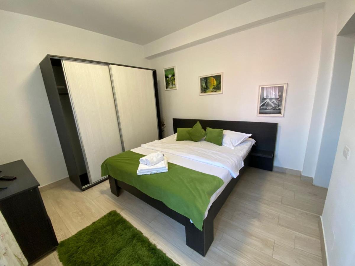 Апартаменты Apartament Ella T2 Нэводари Экстерьер фото