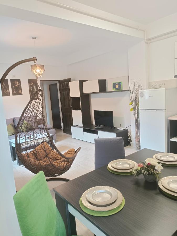 Апартаменты Apartament Ella T2 Нэводари Экстерьер фото