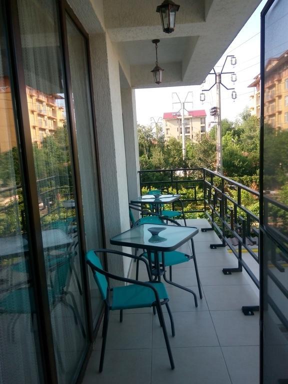 Апартаменты Apartament Ella T2 Нэводари Экстерьер фото